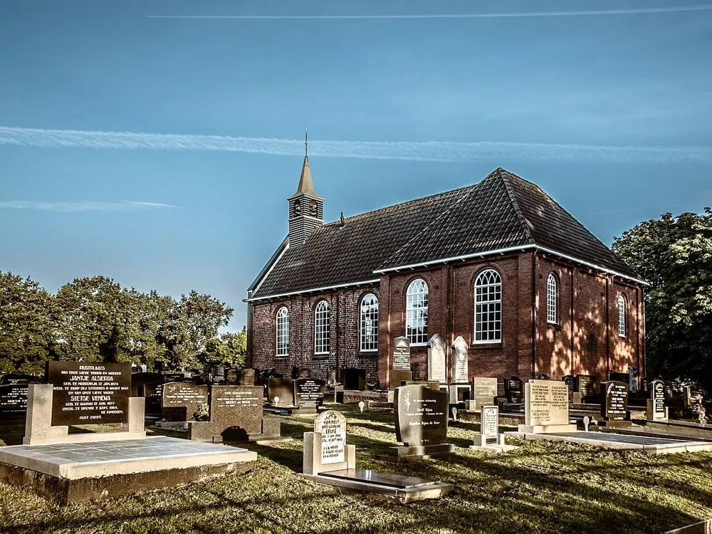 Opende: De Hervormde kerk van Opende